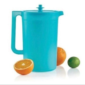 One gallon plastic pitcher